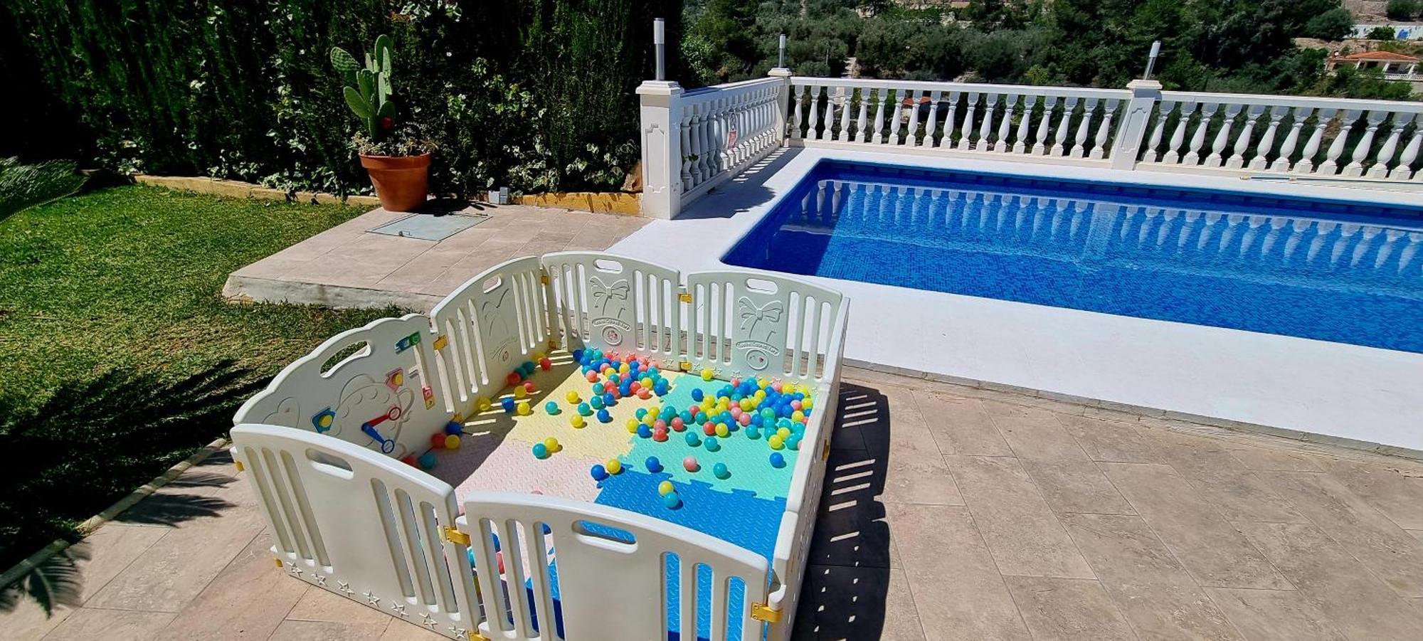 Wonderful Villa, Heated Pool, Near Beautiful Town Alboy Luaran gambar
